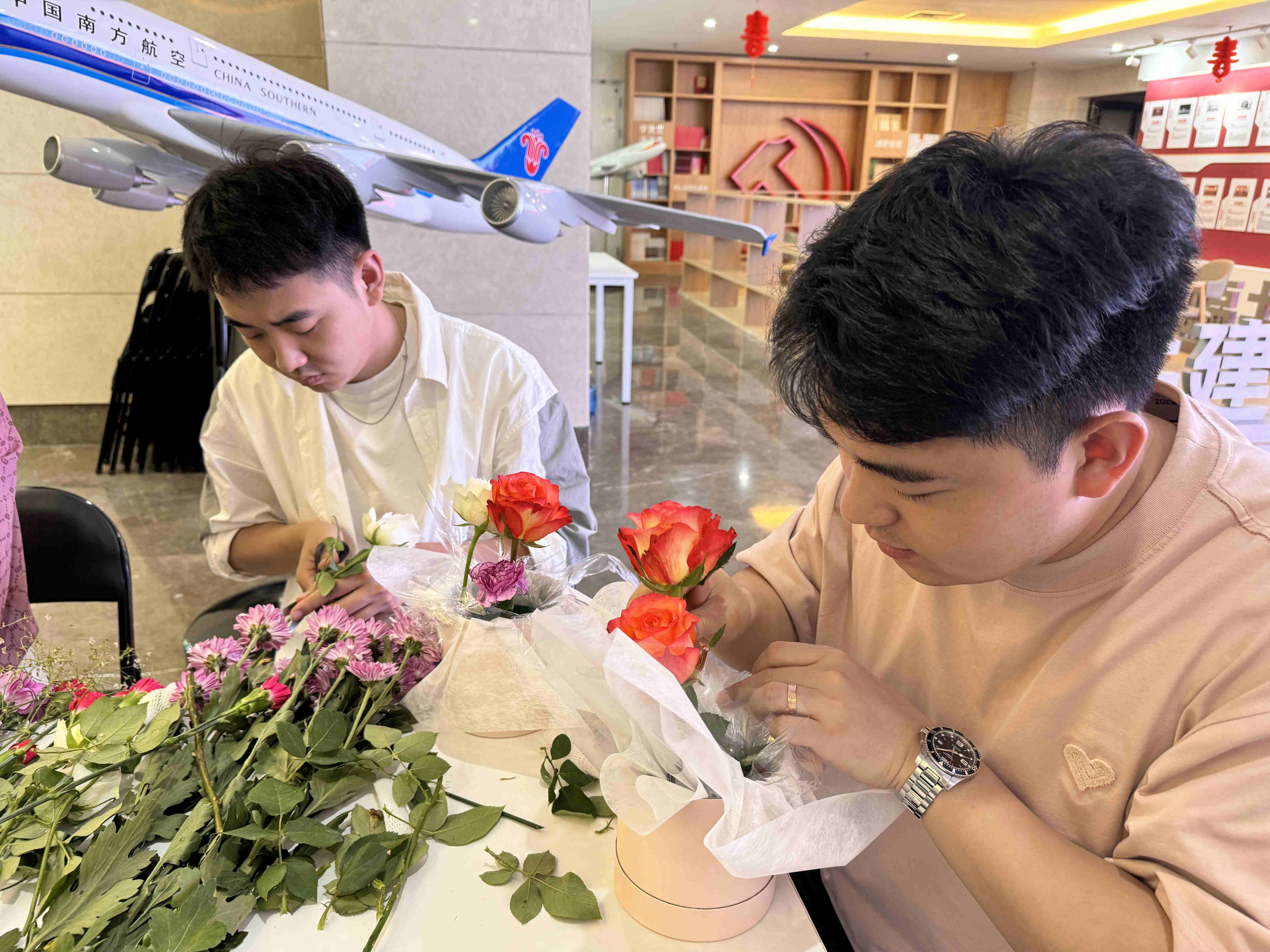 1715416973926655.jpg 插花1_副本.jpg